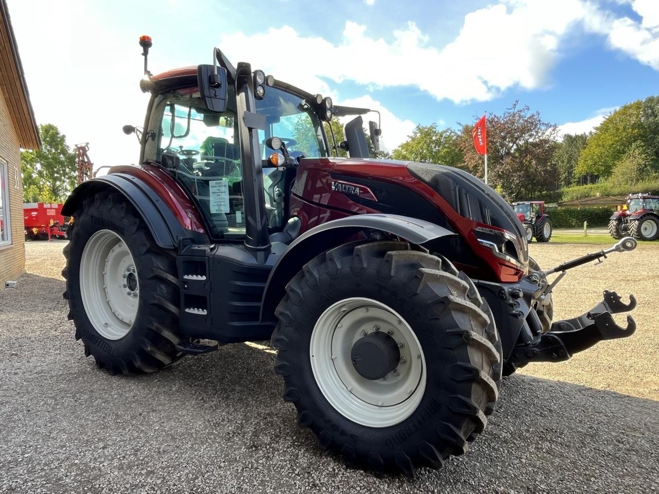 Traktor типа Valtra T235D 2A1, Gebrauchtmaschine в Ringkøbing (Фотография 10)