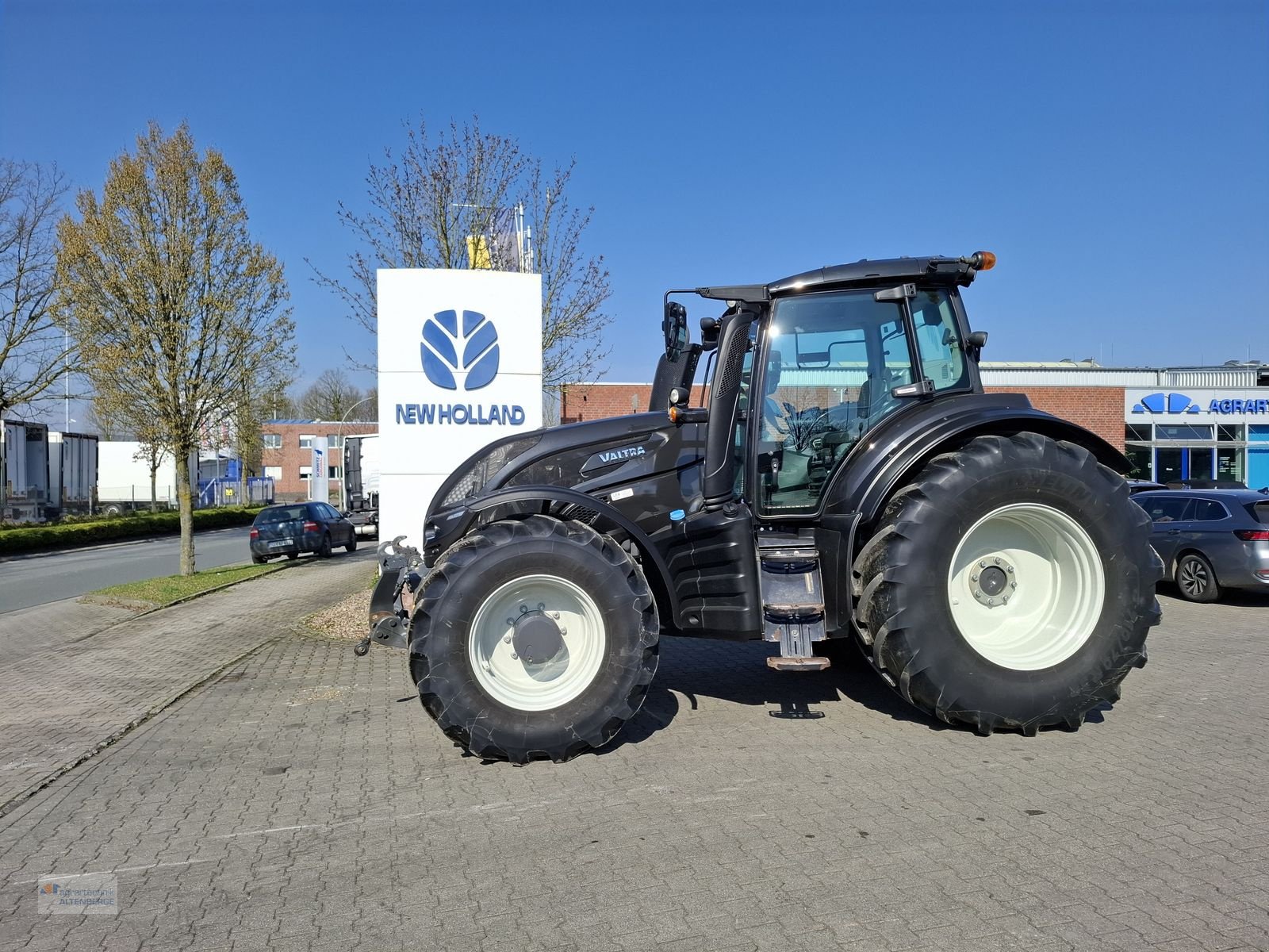 Traktor tipa Valtra T254  Versu mit NTRIP (NOVA), Gebrauchtmaschine u Altenberge (Slika 1)