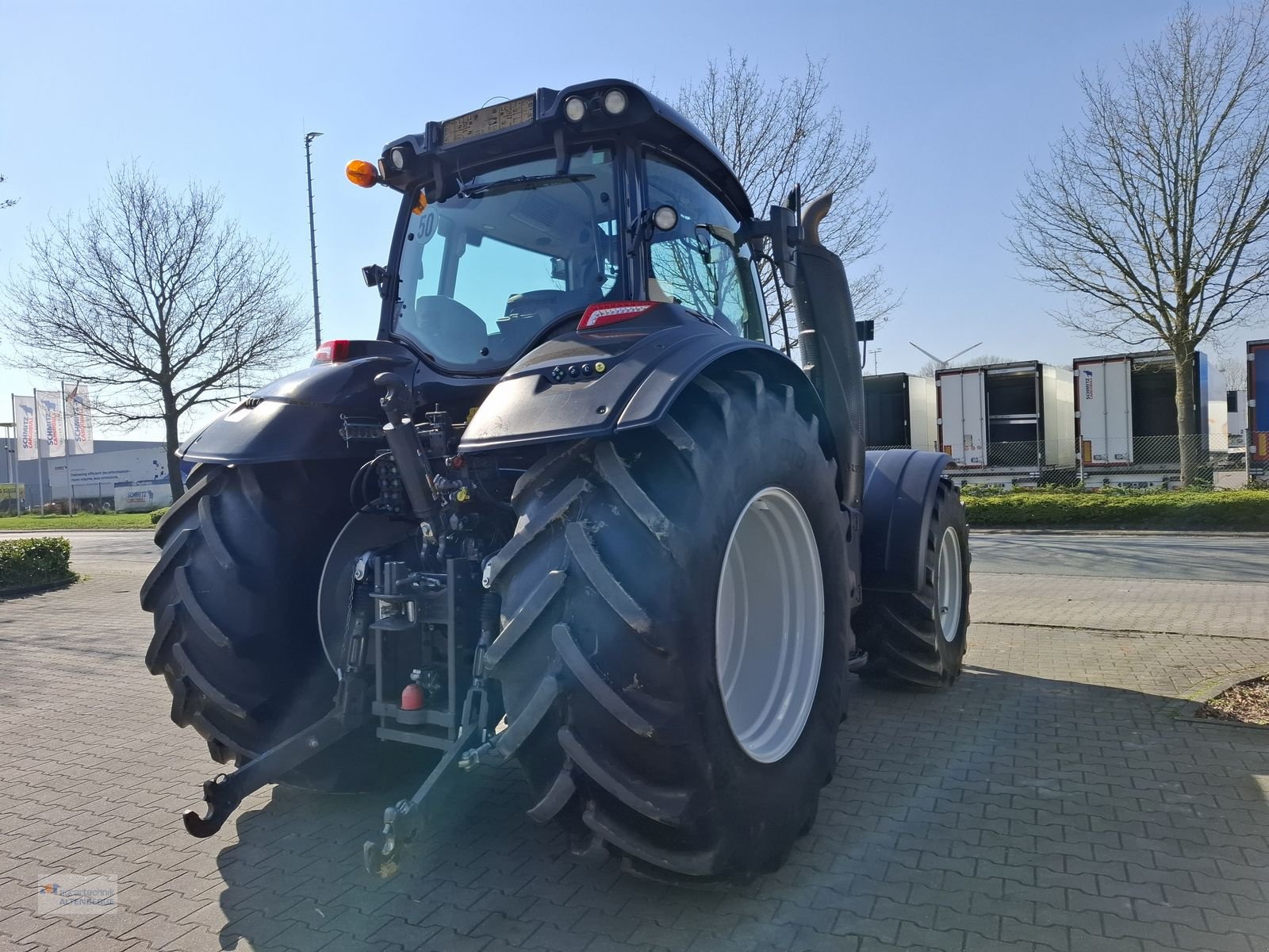 Traktor tipa Valtra T254  Versu mit NTRIP (NOVA), Gebrauchtmaschine u Altenberge (Slika 3)