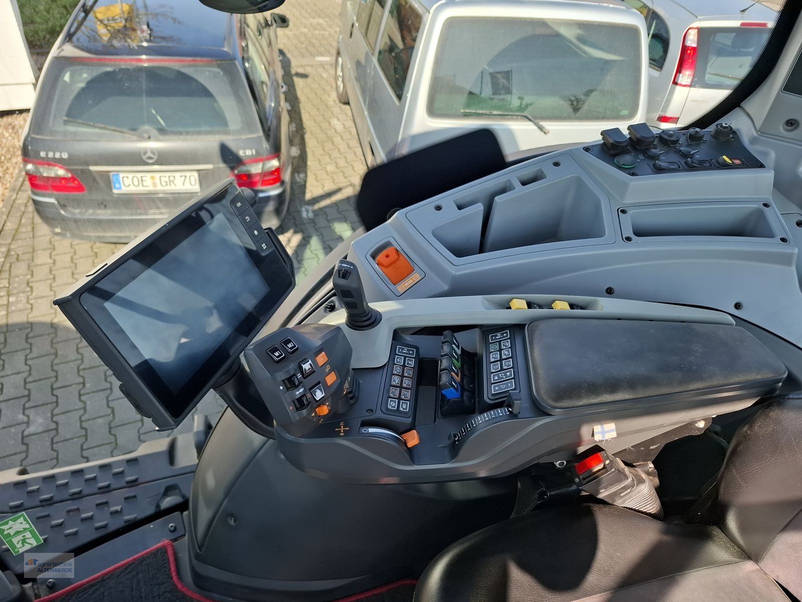 Traktor tipa Valtra T254  Versu mit NTRIP (NOVA), Gebrauchtmaschine u Altenberge (Slika 10)