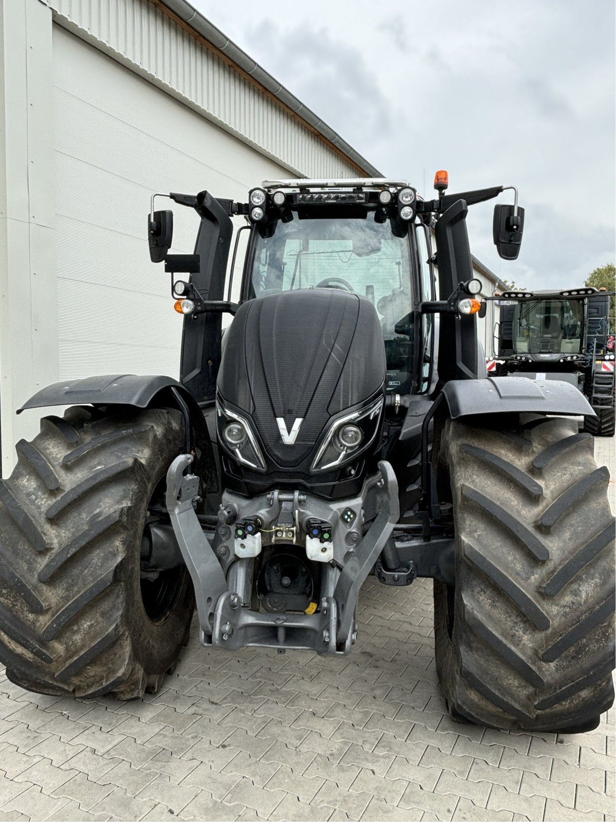 Traktor van het type Valtra T254 Versu SmartTouch, Gebrauchtmaschine in Bad Oldesloe (Foto 5)