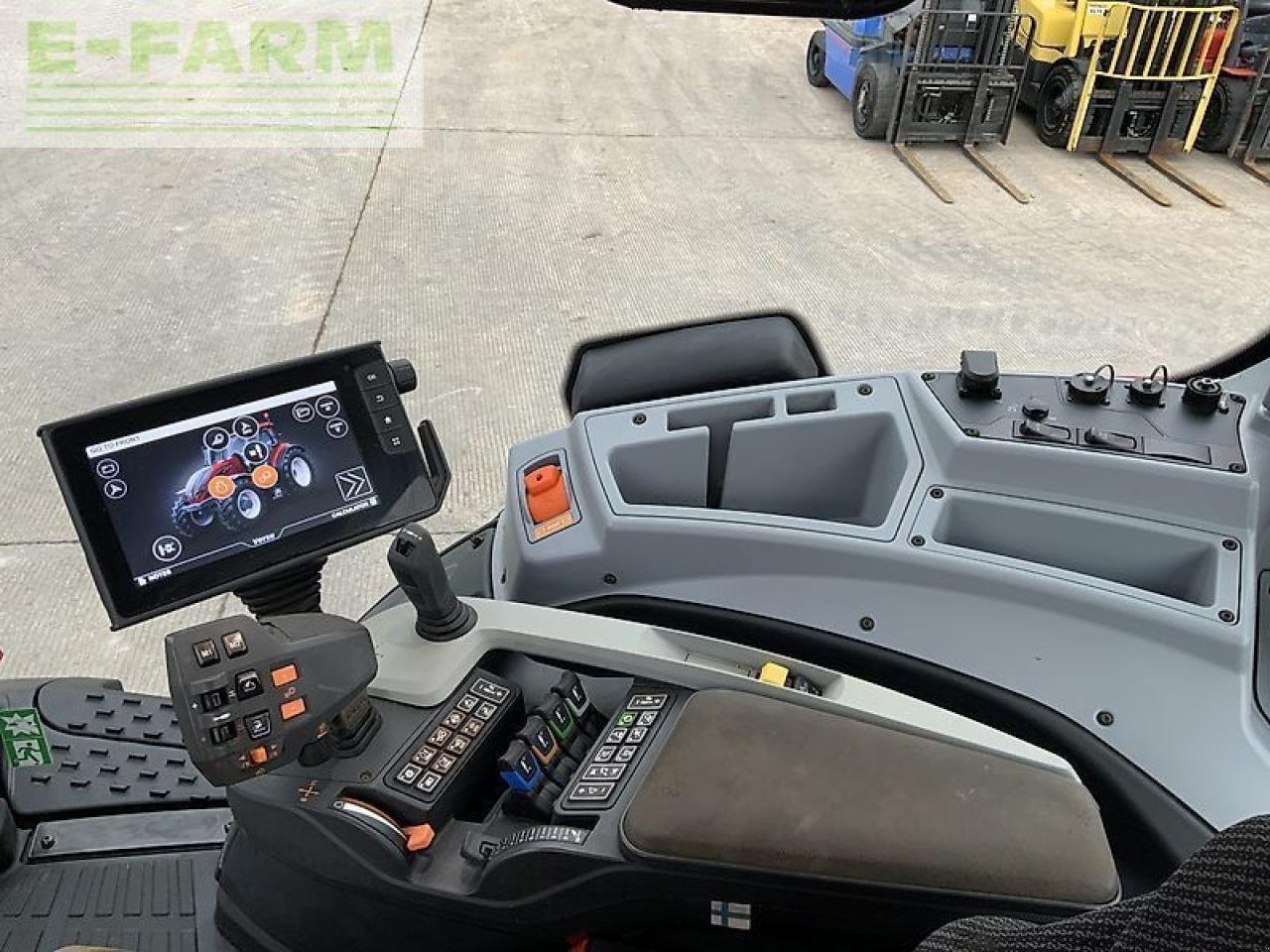 Traktor типа Valtra t254 versu tractor (st24771) Versu, Gebrauchtmaschine в SHAFTESBURY (Фотография 20)