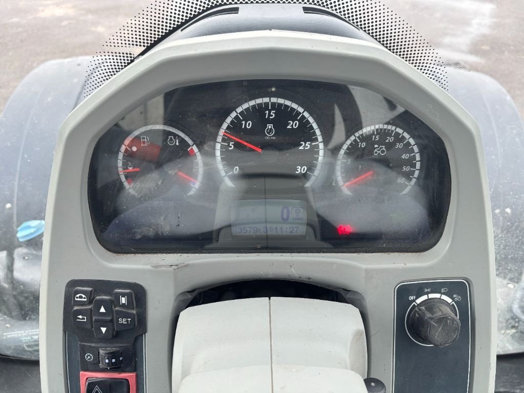 Traktor des Typs Valtra T254, Gebrauchtmaschine in VERT TOULON (Bild 4)