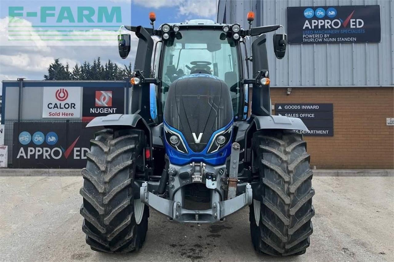 Traktor of the type Valtra t254, Gebrauchtmaschine in ELY (Picture 6)