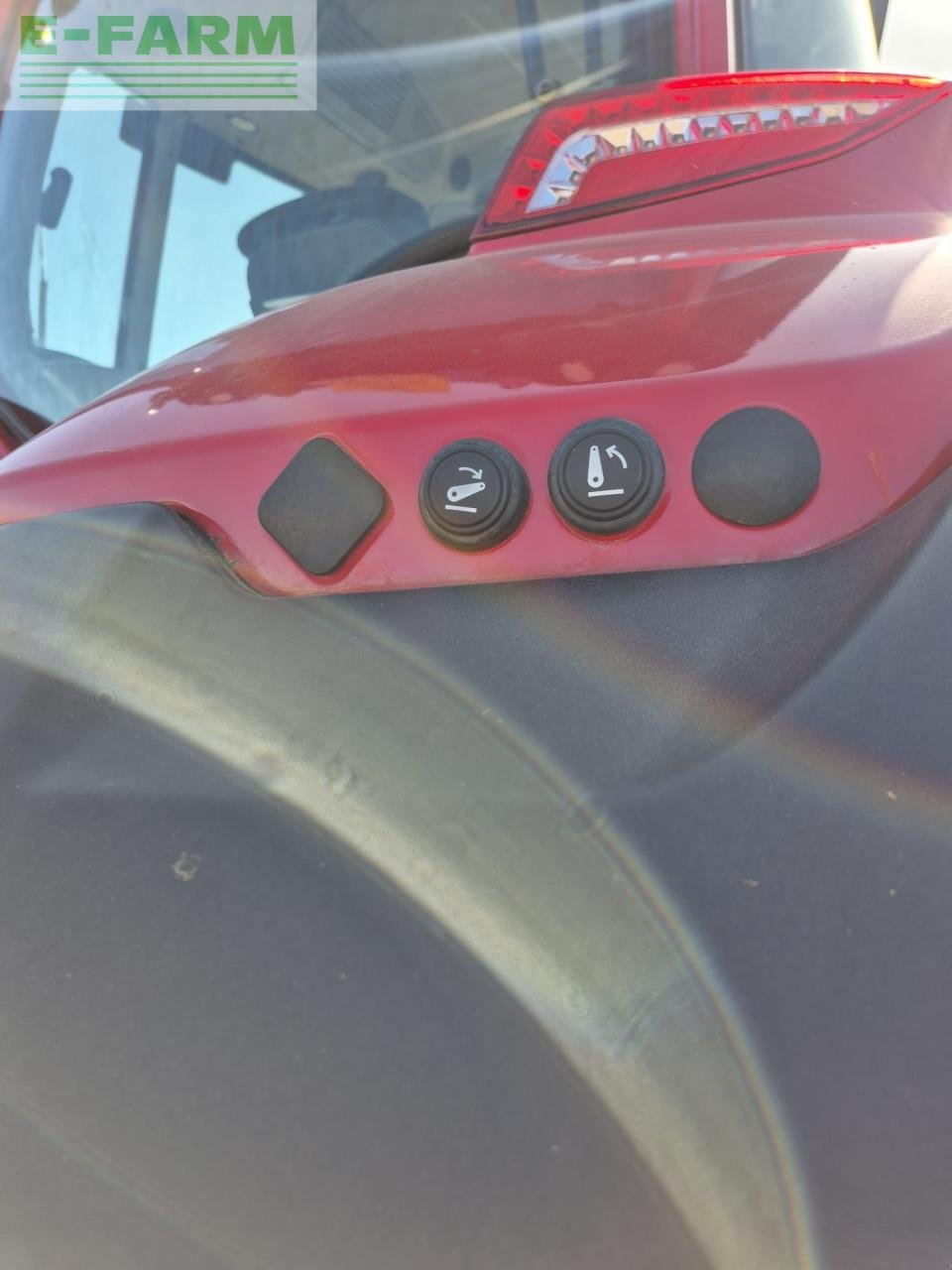 Traktor des Typs Valtra T254, Gebrauchtmaschine in Hamburg (Bild 11)