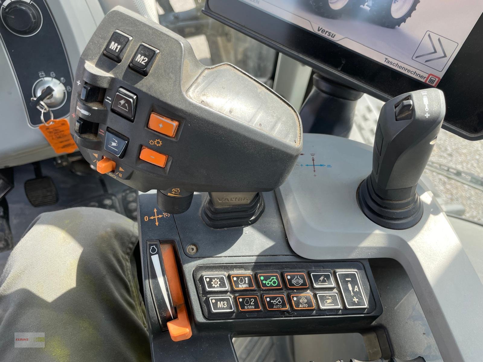 Traktor du type Valtra T254, Gebrauchtmaschine en Langenau (Photo 17)