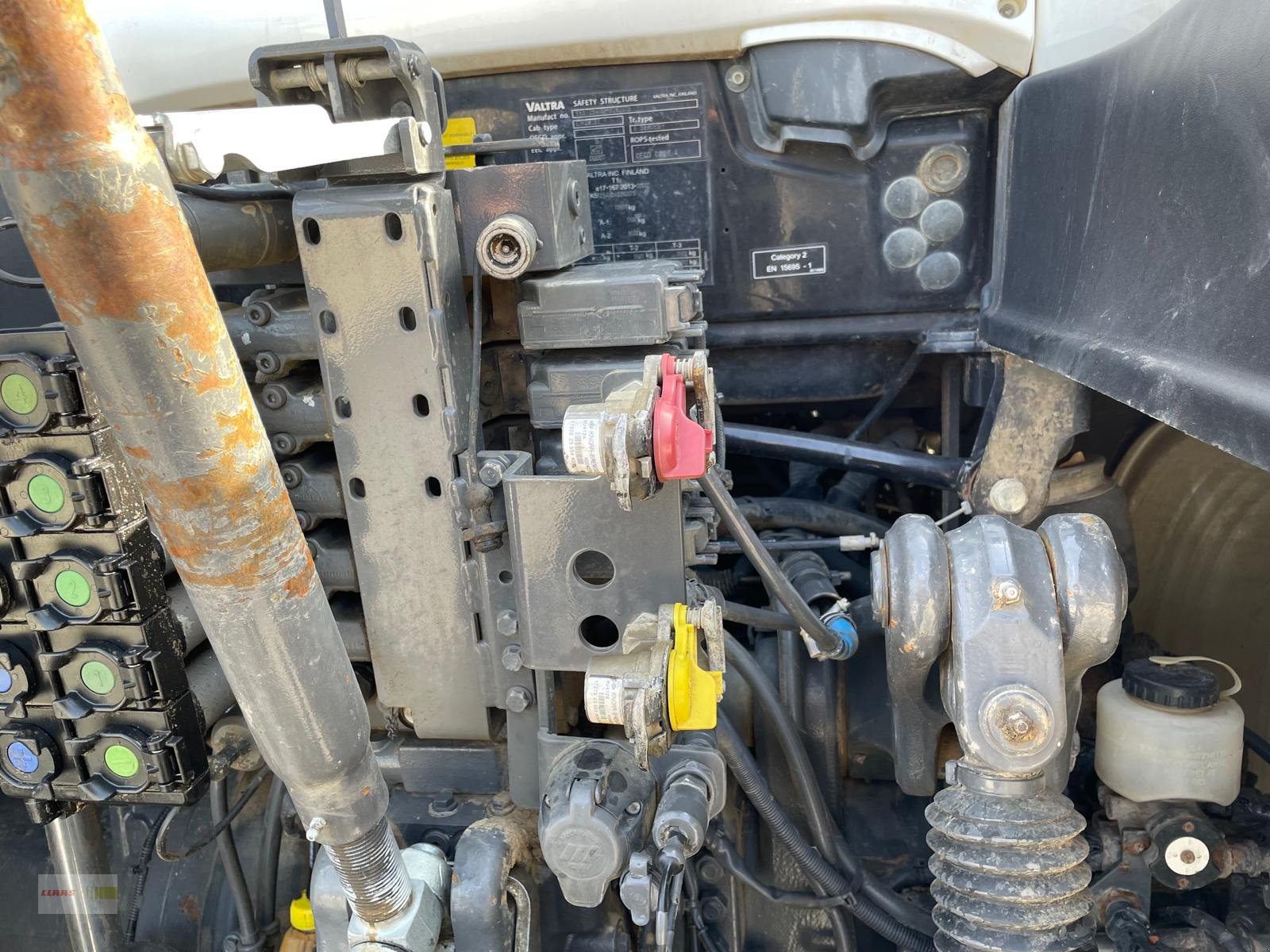 Traktor du type Valtra T254, Gebrauchtmaschine en Langenau (Photo 29)