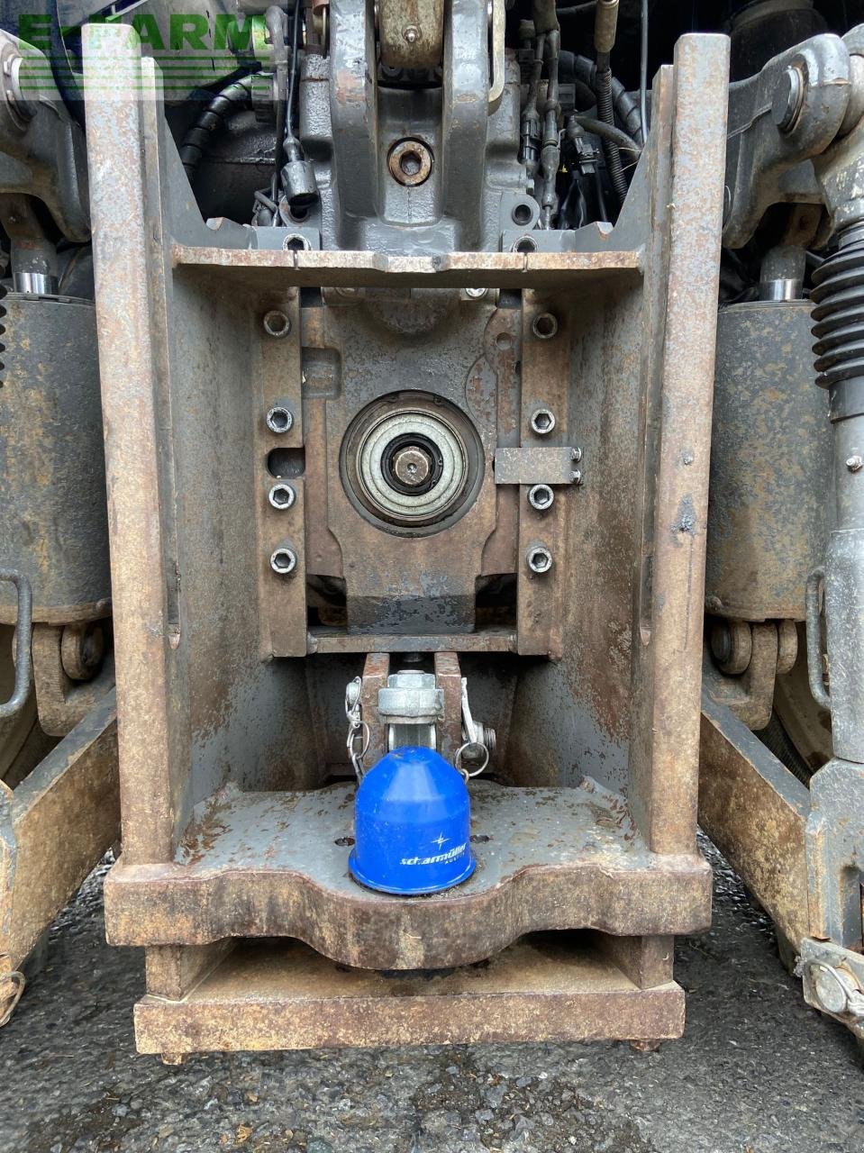 Traktor of the type Valtra T254S, Gebrauchtmaschine in Hamburg (Picture 5)