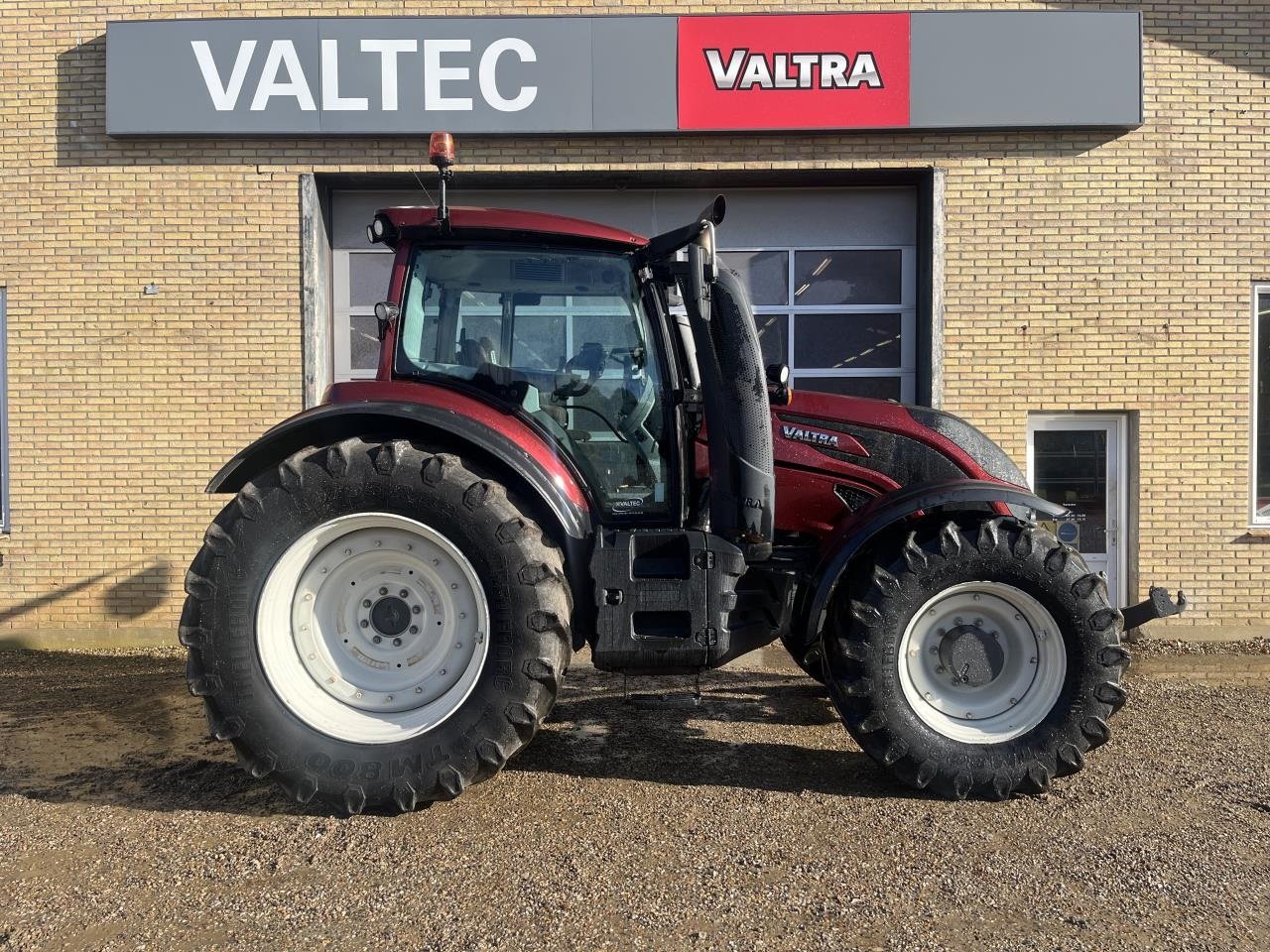 Traktor des Typs Valtra T254V ST E5, Gebrauchtmaschine in Egtved (Bild 8)
