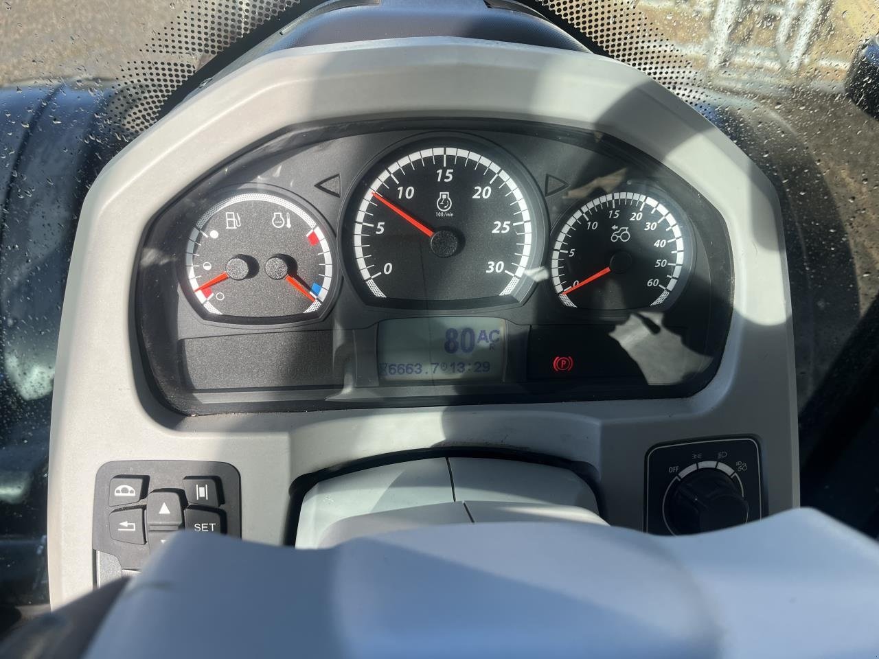 Traktor Türe ait Valtra T254V ST E5, Gebrauchtmaschine içinde Kjellerup (resim 5)