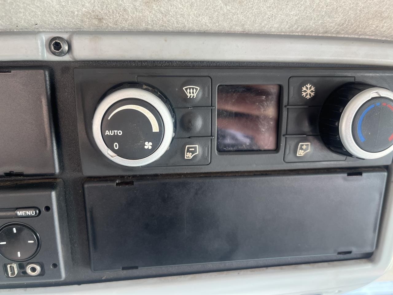 Traktor Türe ait Valtra T254V ST E5, Gebrauchtmaschine içinde Kjellerup (resim 6)