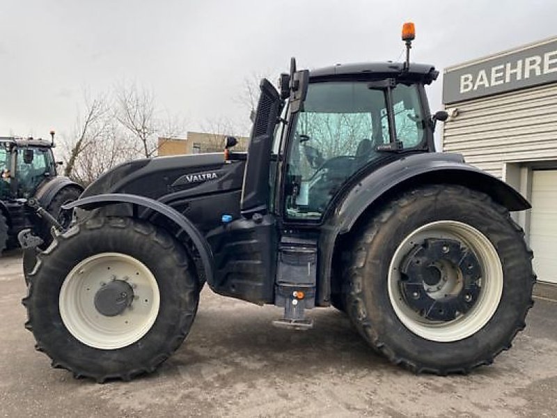 Traktor des Typs Valtra T254V, Gebrauchtmaschine in Sainte-Croix-en-Plaine (Bild 3)