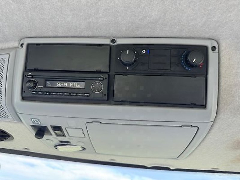 Traktor типа Valtra T254V, Gebrauchtmaschine в Sainte-Croix-en-Plaine (Фотография 14)