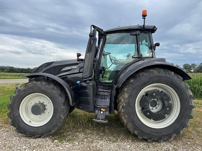 Traktor типа Valtra T254V, Gebrauchtmaschine в Sainte-Croix-en-Plaine (Фотография 3)