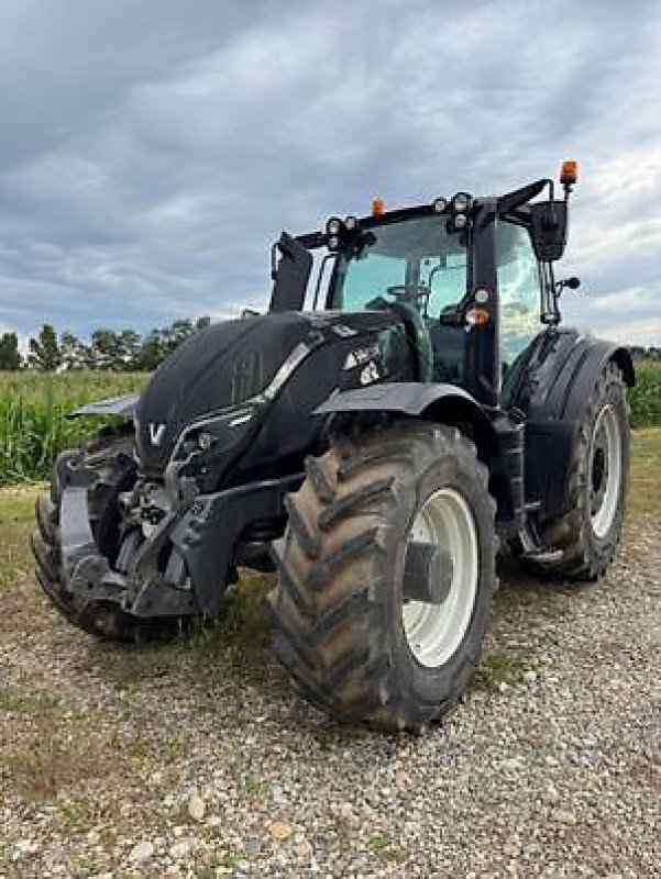 Traktor типа Valtra T254V, Gebrauchtmaschine в Sainte-Croix-en-Plaine (Фотография 1)
