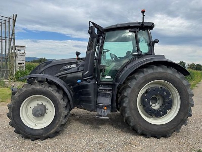 Traktor des Typs Valtra T254V, Gebrauchtmaschine in Sainte-Croix-en-Plaine (Bild 4)