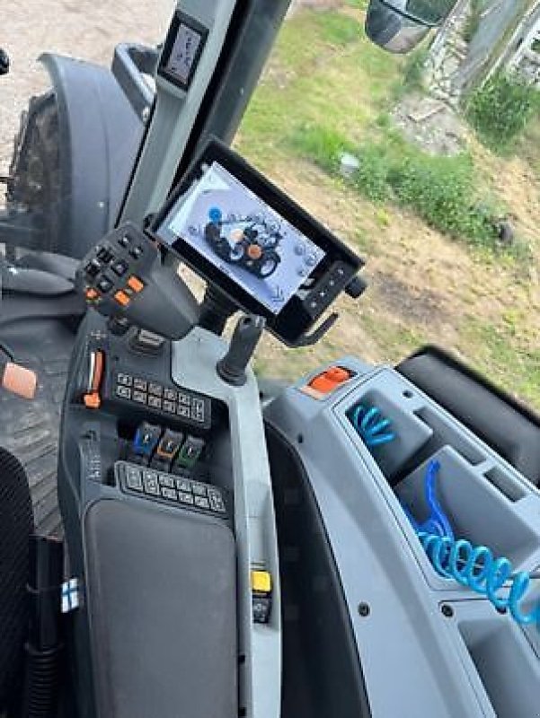 Traktor des Typs Valtra T254V, Gebrauchtmaschine in Sainte-Croix-en-Plaine (Bild 13)