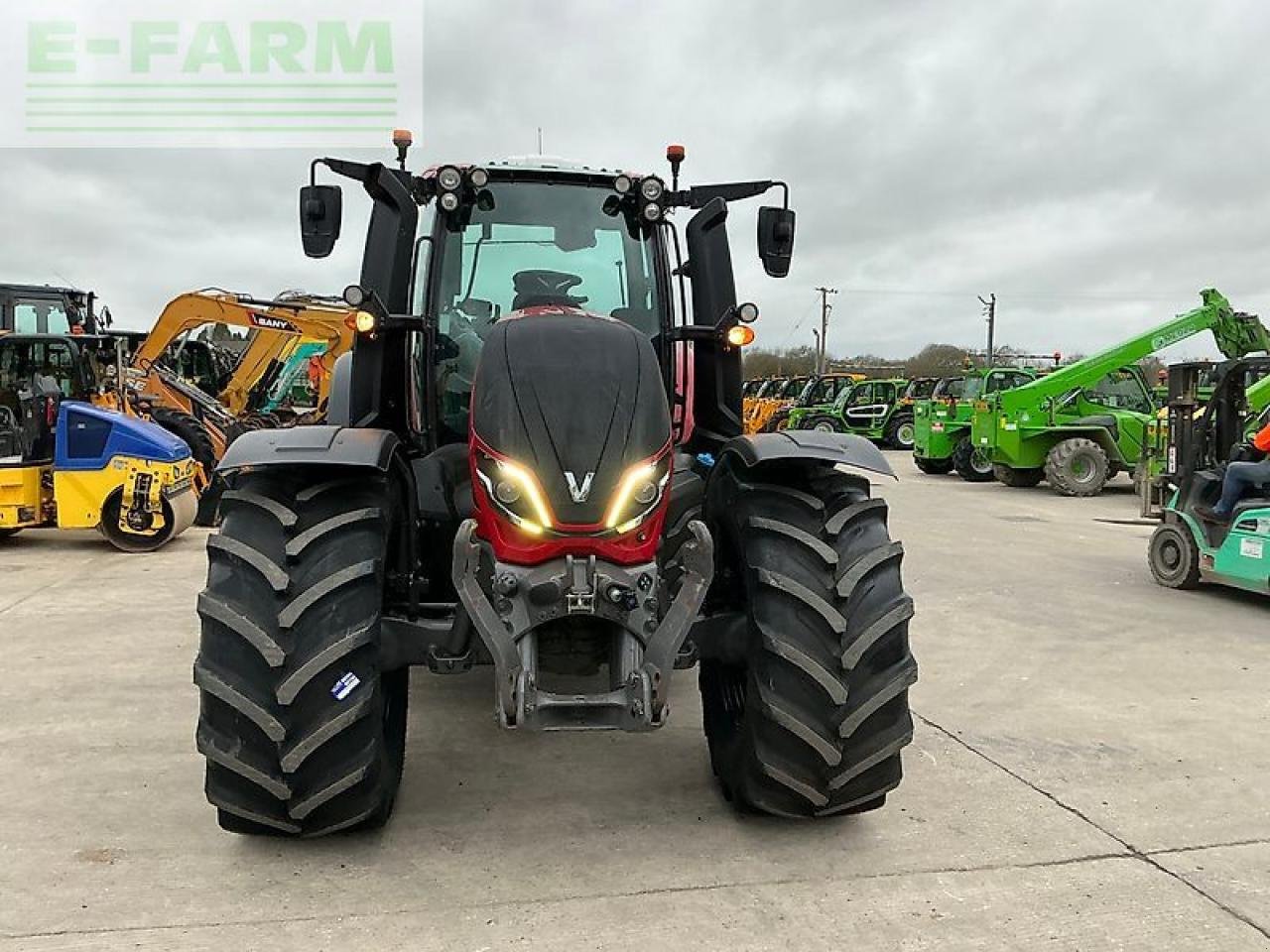 Traktor του τύπου Valtra t255 active tractor (st25715), Gebrauchtmaschine σε SHAFTESBURY (Φωτογραφία 3)