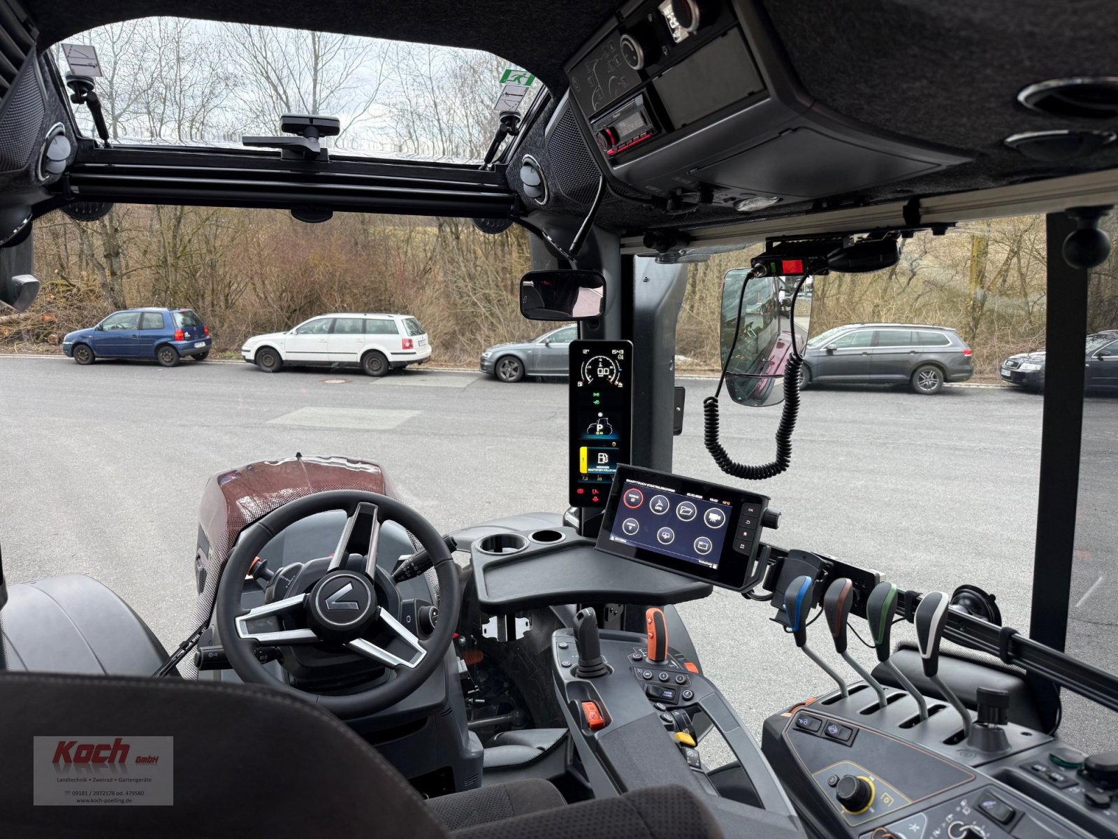 Traktor des Typs Valtra T255 Active, Neumaschine in Neumarkt / Pölling (Bild 11)