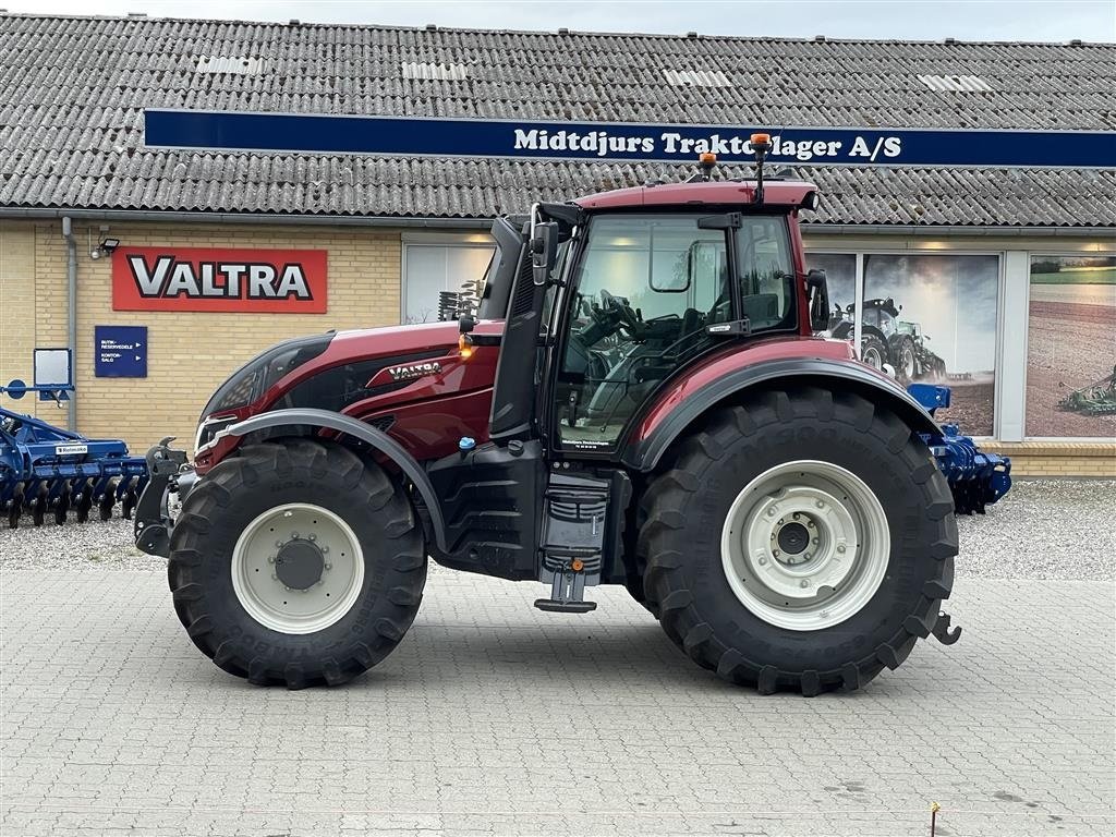 Traktor des Typs Valtra T255 Versu, Gebrauchtmaschine in Nimtofte (Bild 5)