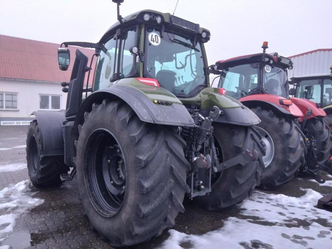 Traktor des Typs Valtra T255, Gebrauchtmaschine in Vehlow (Bild 3)