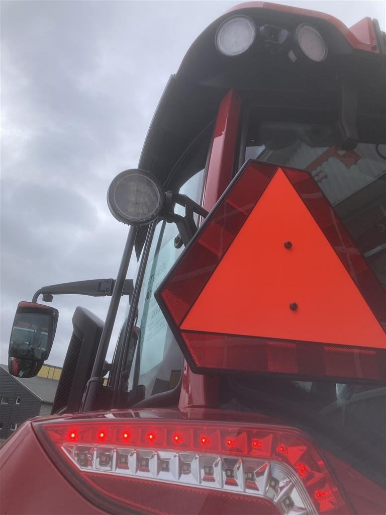 Traktor des Typs Valtra T255A LED lyspakke og GPS, Gebrauchtmaschine in Hobro (Bild 7)