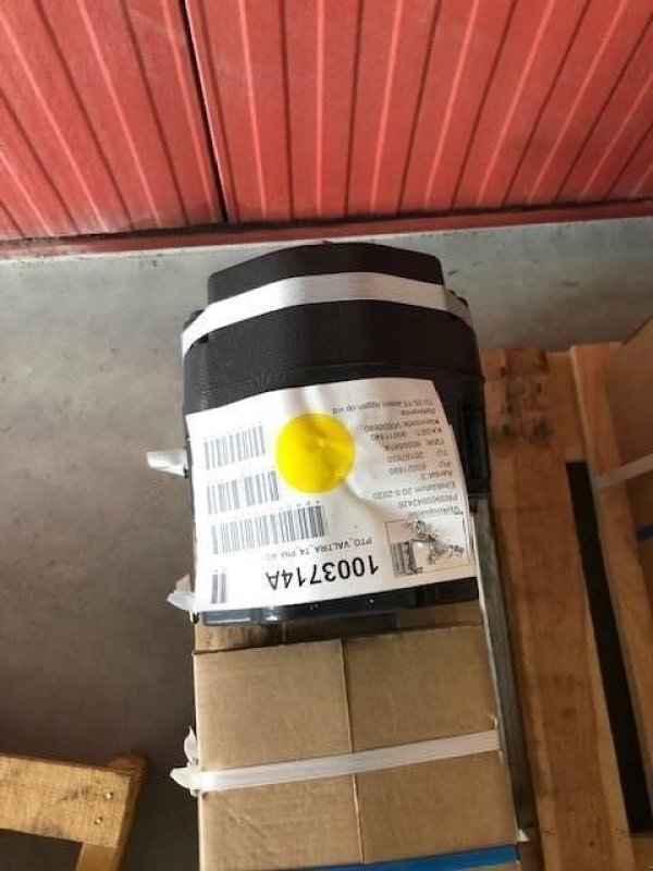 Traktor tipa Valtra T4 Zuidberg frontpto frontaftakas, Gebrauchtmaschine u Marknesse (Slika 2)