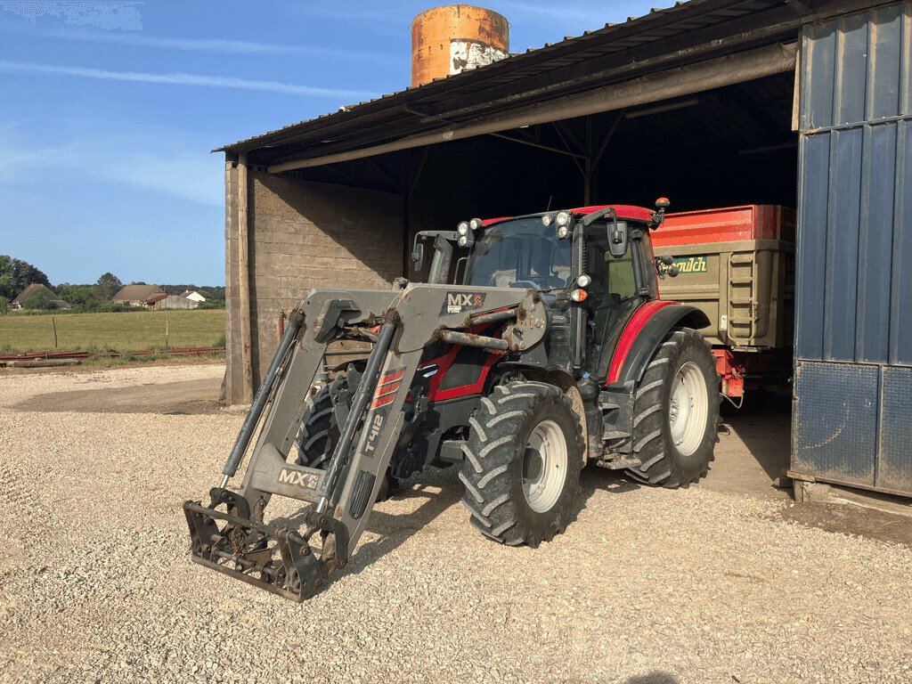 Traktor des Typs Valtra TRACTEUR VALTRA G115, Gebrauchtmaschine in VAROIS & CHAIGNOT (Bild 1)