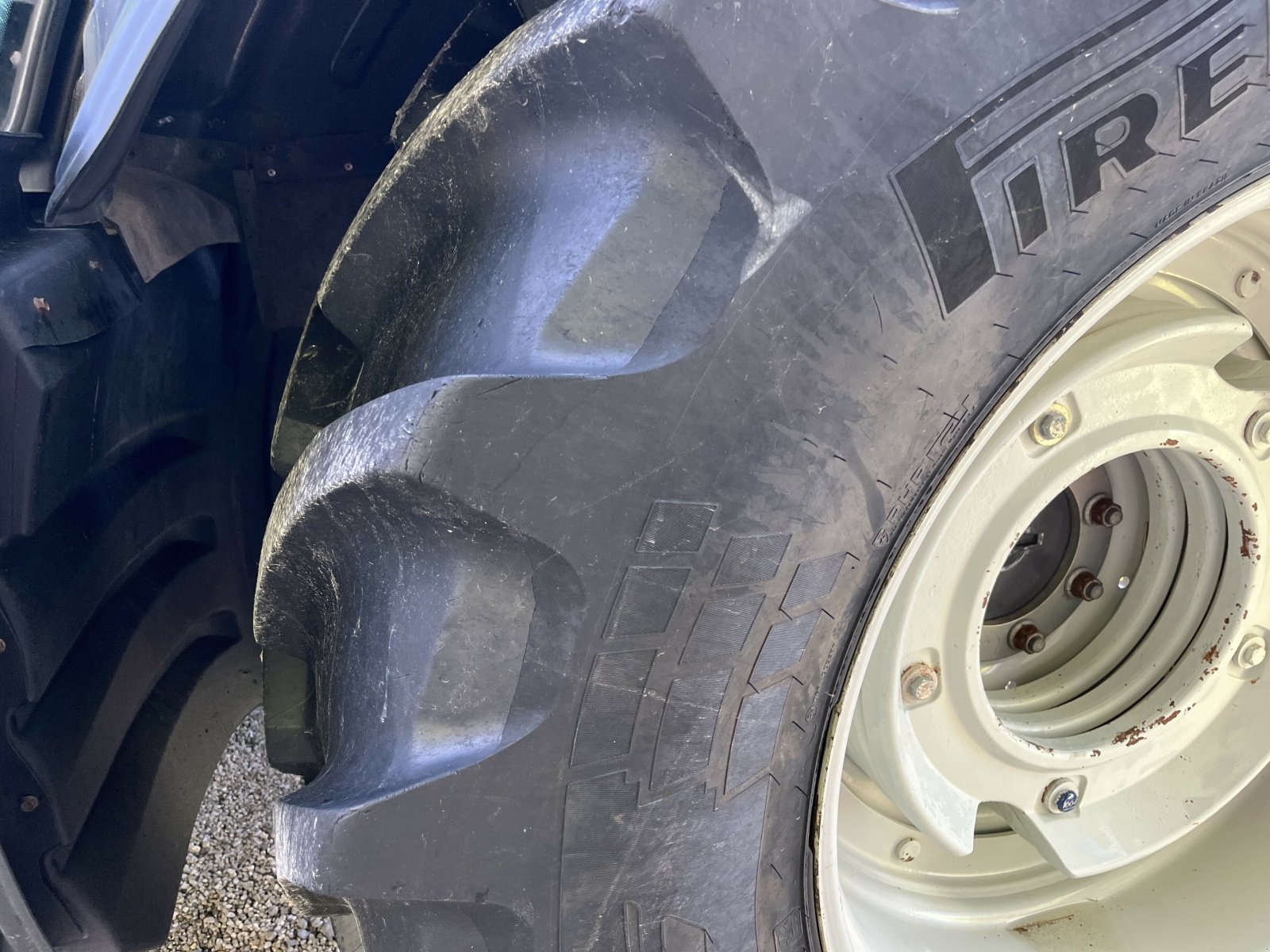 Traktor a típus Valtra TRACTEUR VALTRA T154, Gebrauchtmaschine ekkor: PONTIVY (Kép 8)