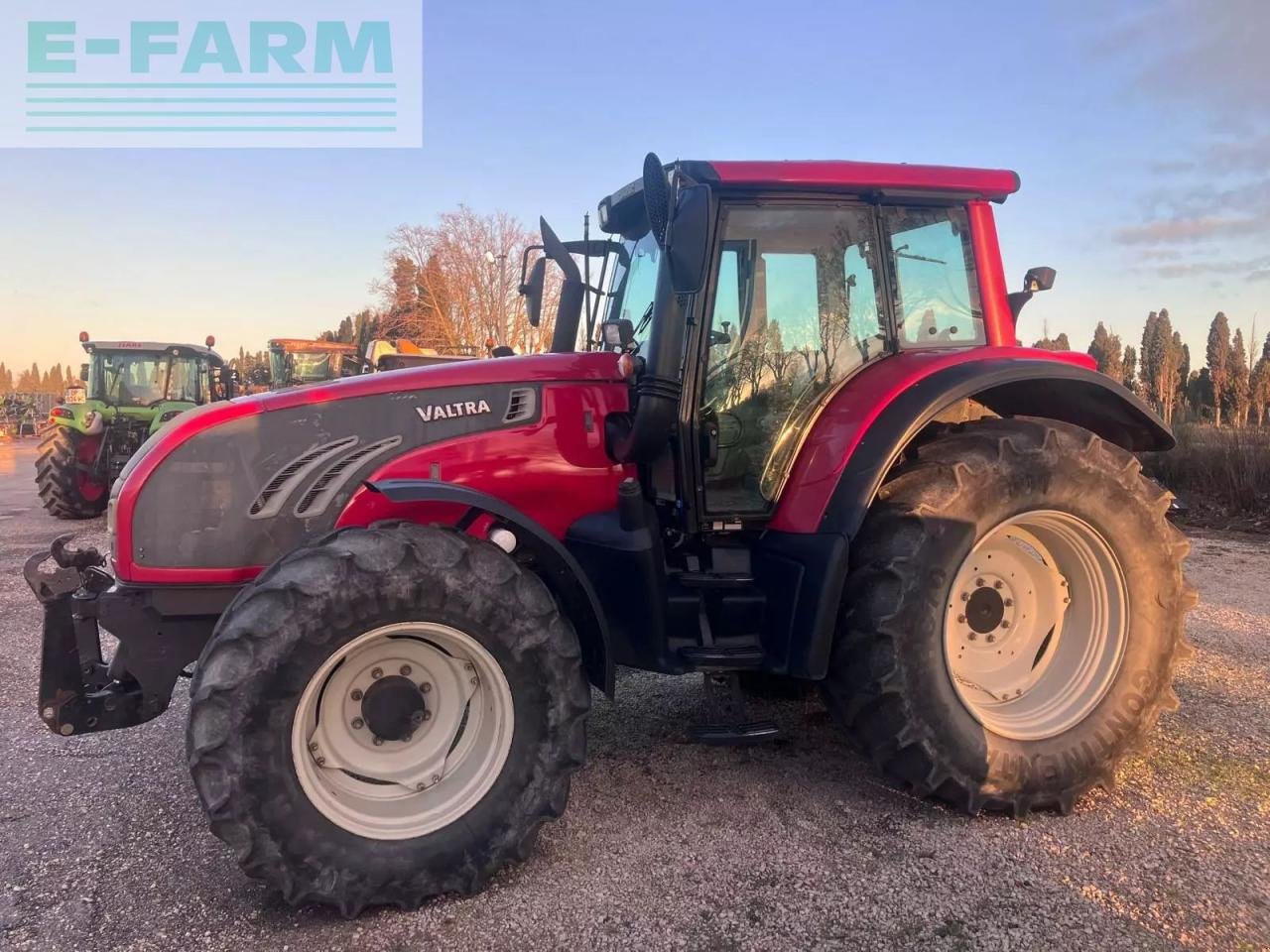 Traktor του τύπου Valtra tracteur, Gebrauchtmaschine σε ST ANDIOL (Φωτογραφία 9)