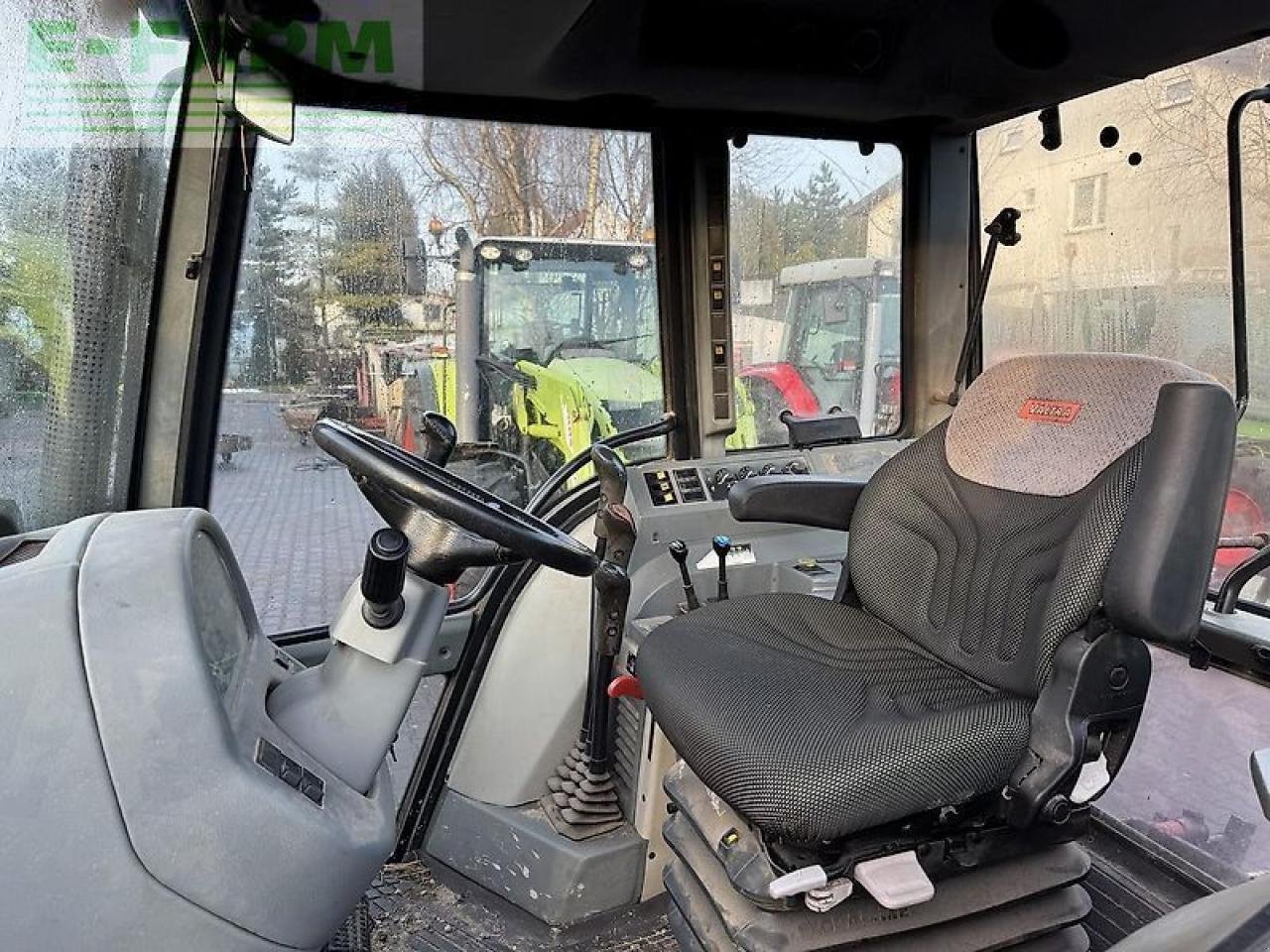 Traktor typu Valtra valmet 6200 + stoll robust f30, Gebrauchtmaschine w DAMAS?AWEK (Zdjęcie 11)