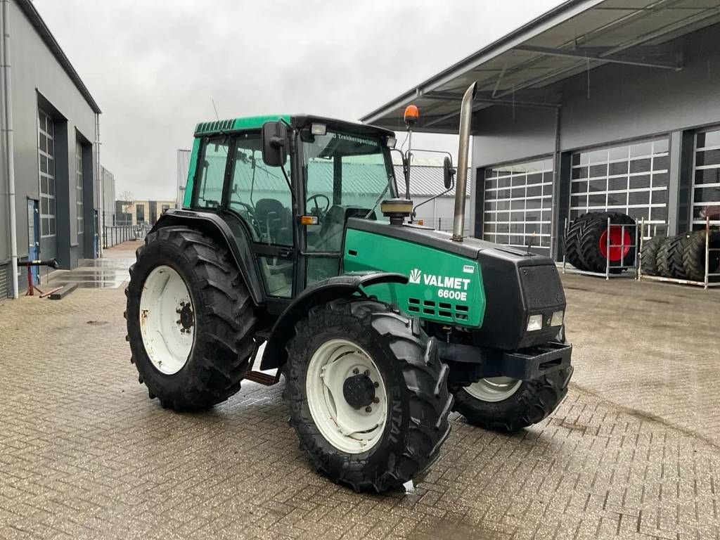 Traktor del tipo Valtra Valmet 6600, Hitroll Vloeistofkoppeling, Gebrauchtmaschine en Marknesse (Imagen 4)