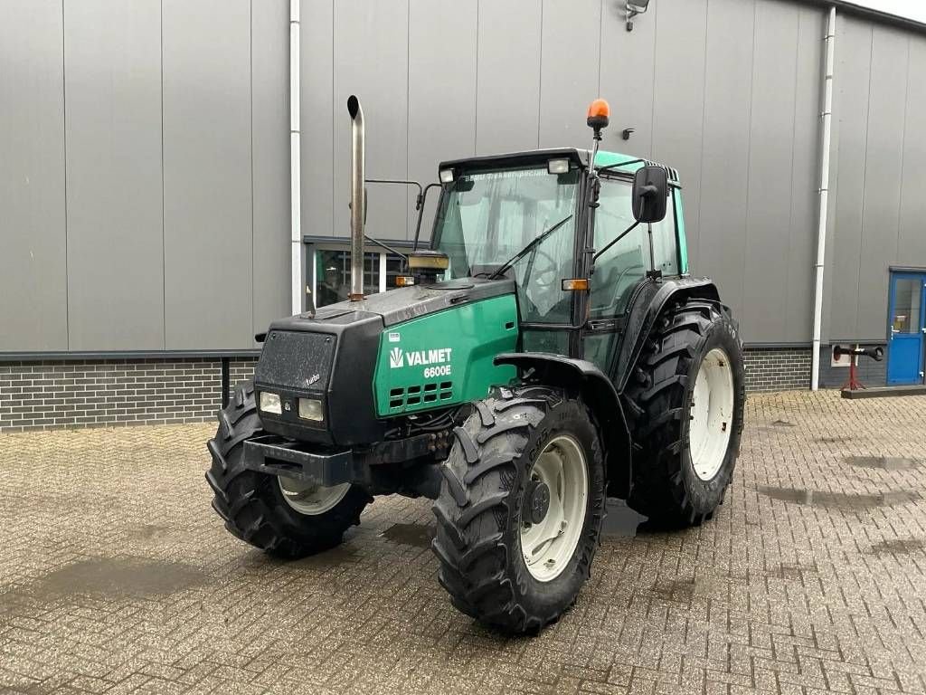 Traktor del tipo Valtra Valmet 6600, Hitroll Vloeistofkoppeling, Gebrauchtmaschine en Marknesse (Imagen 2)