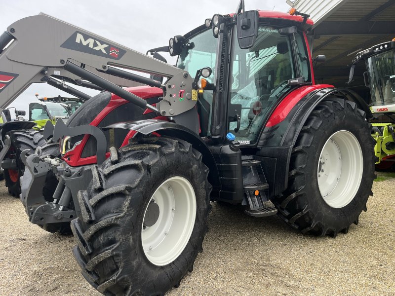 Traktor za tip Valtra VALTRA N135 + T412, Gebrauchtmaschine u PONTIVY (Slika 1)