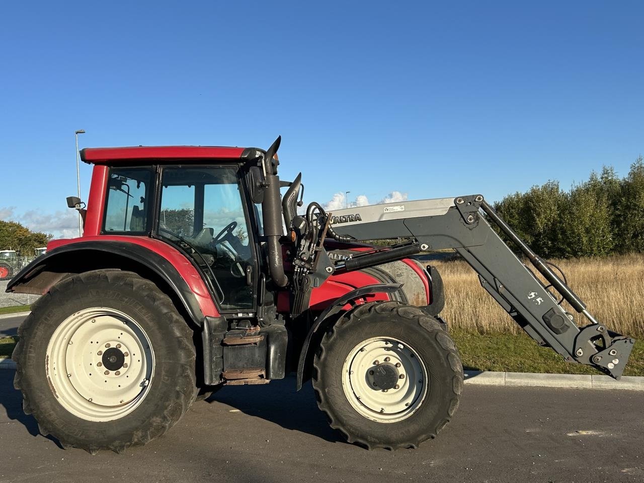 Traktor typu Valtra VALTRA N142D, Gebrauchtmaschine v Egtved (Obrázek 4)