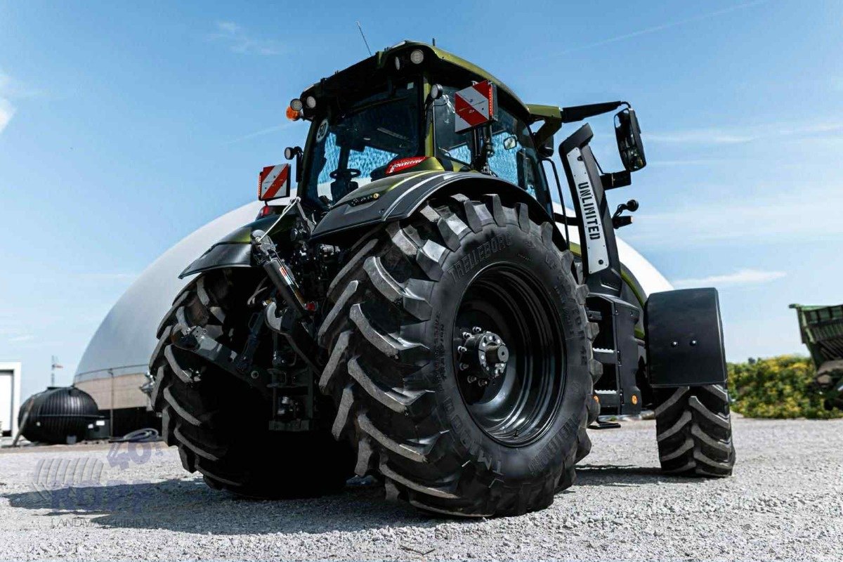 Traktor типа Valtra Valtra Q305 Rüfa Unlimited, Gebrauchtmaschine в Schutterzell (Фотография 7)