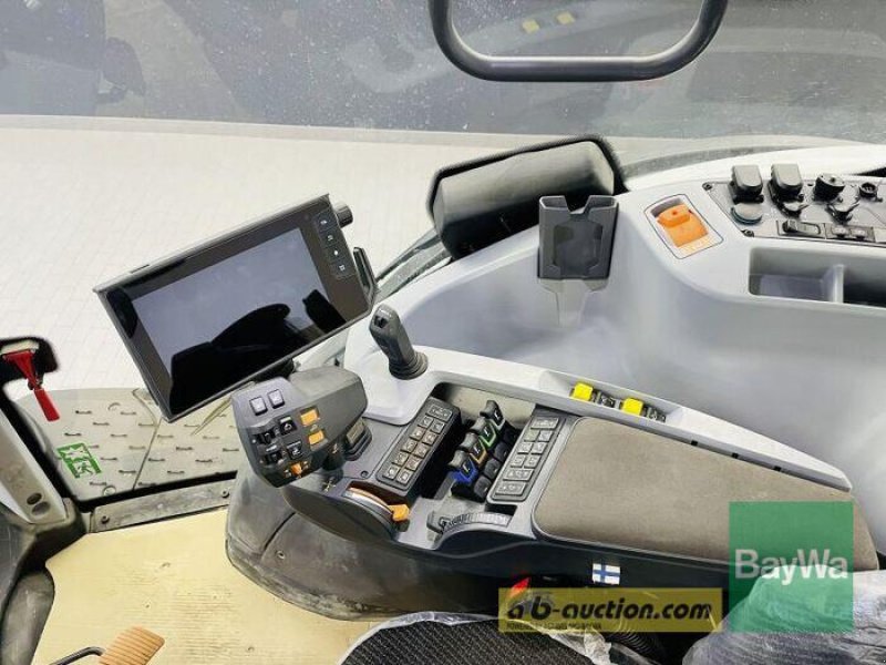 Traktor des Typs Valtra VALTRA T235D, Gebrauchtmaschine in Manching (Bild 4)