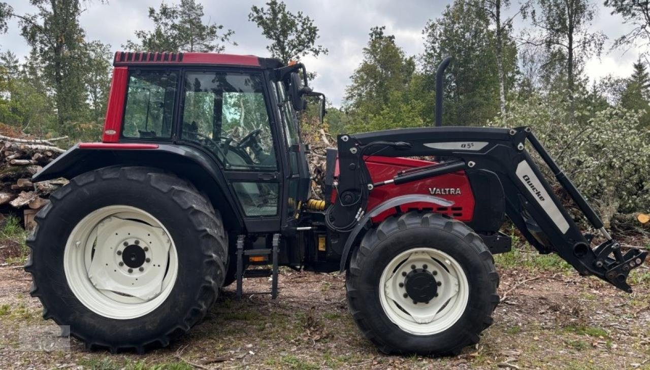 Traktor типа Valtra X 100 Knicklenker mit Quicke Frontlader, Gebrauchtmaschine в Borken (Фотография 1)