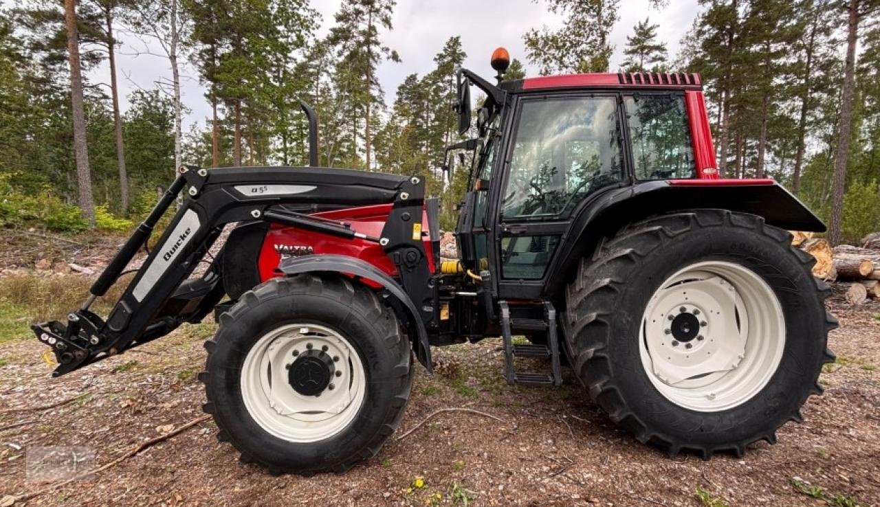 Traktor типа Valtra X 100 Knicklenker mit Quicke Frontlader, Gebrauchtmaschine в Borken (Фотография 2)