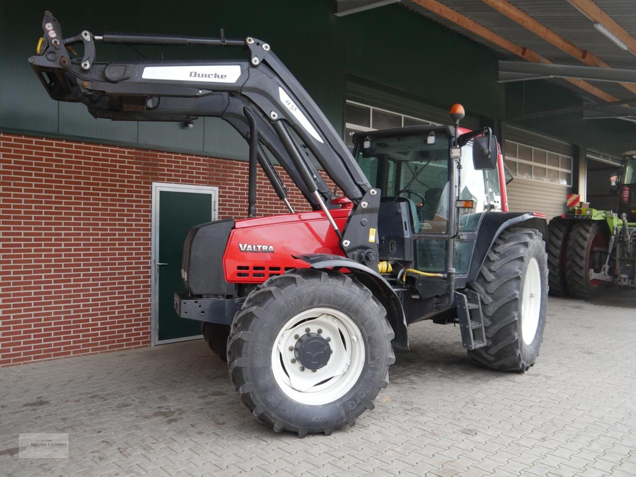 Traktor tip Valtra X 100 Knicklenker mit Quicke Frontlader, Gebrauchtmaschine in Borken (Poză 2)