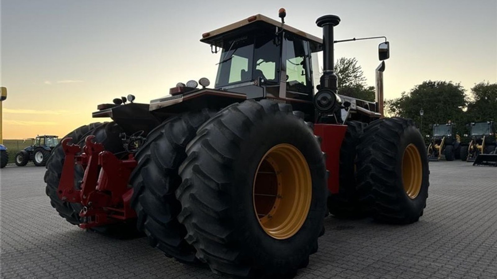 Traktor tip Versatile 976, Gebrauchtmaschine in Gjerlev J. (Poză 5)