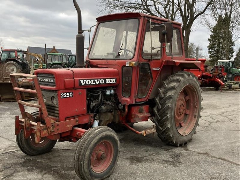 Traktor типа Volvo BM 2250, Gebrauchtmaschine в Odense SV