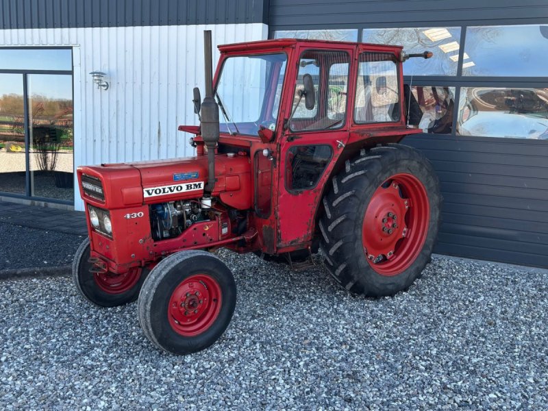 Traktor типа Volvo 430, Gebrauchtmaschine в Thorsø