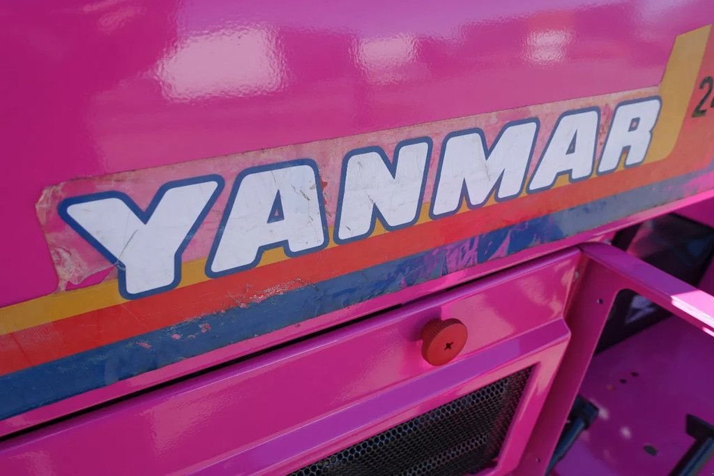 Traktor des Typs Yanmar F14D 4wd / 0635 Draaiuren / Pink Edition, Gebrauchtmaschine in Swifterband (Bild 5)