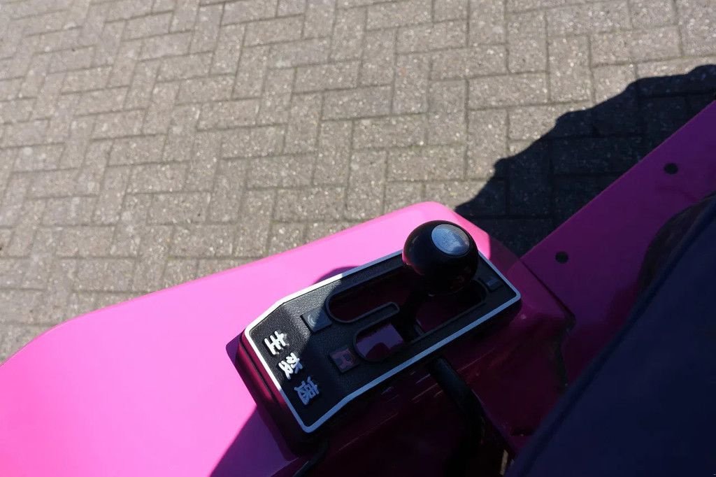 Traktor des Typs Yanmar F14D 4wd / 0635 Draaiuren / Pink Edition, Gebrauchtmaschine in Swifterband (Bild 11)