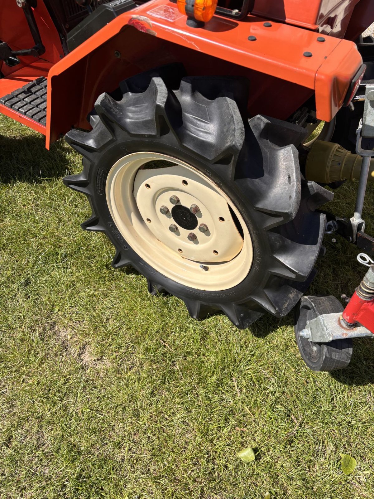 Traktor typu Yanmar F15D, Gebrauchtmaschine w Den Bommel (Zdjęcie 11)