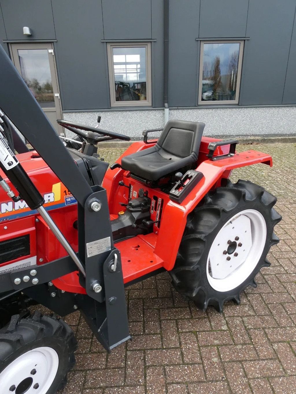 Traktor от тип Yanmar F16D 4wd / 1380 Draaiuren / Voorlader, Gebrauchtmaschine в Swifterband (Снимка 9)