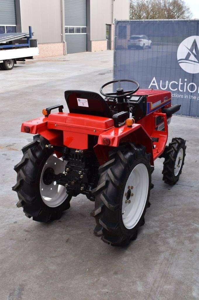 Traktor типа Yanmar F16D, Gebrauchtmaschine в Antwerpen (Фотография 5)