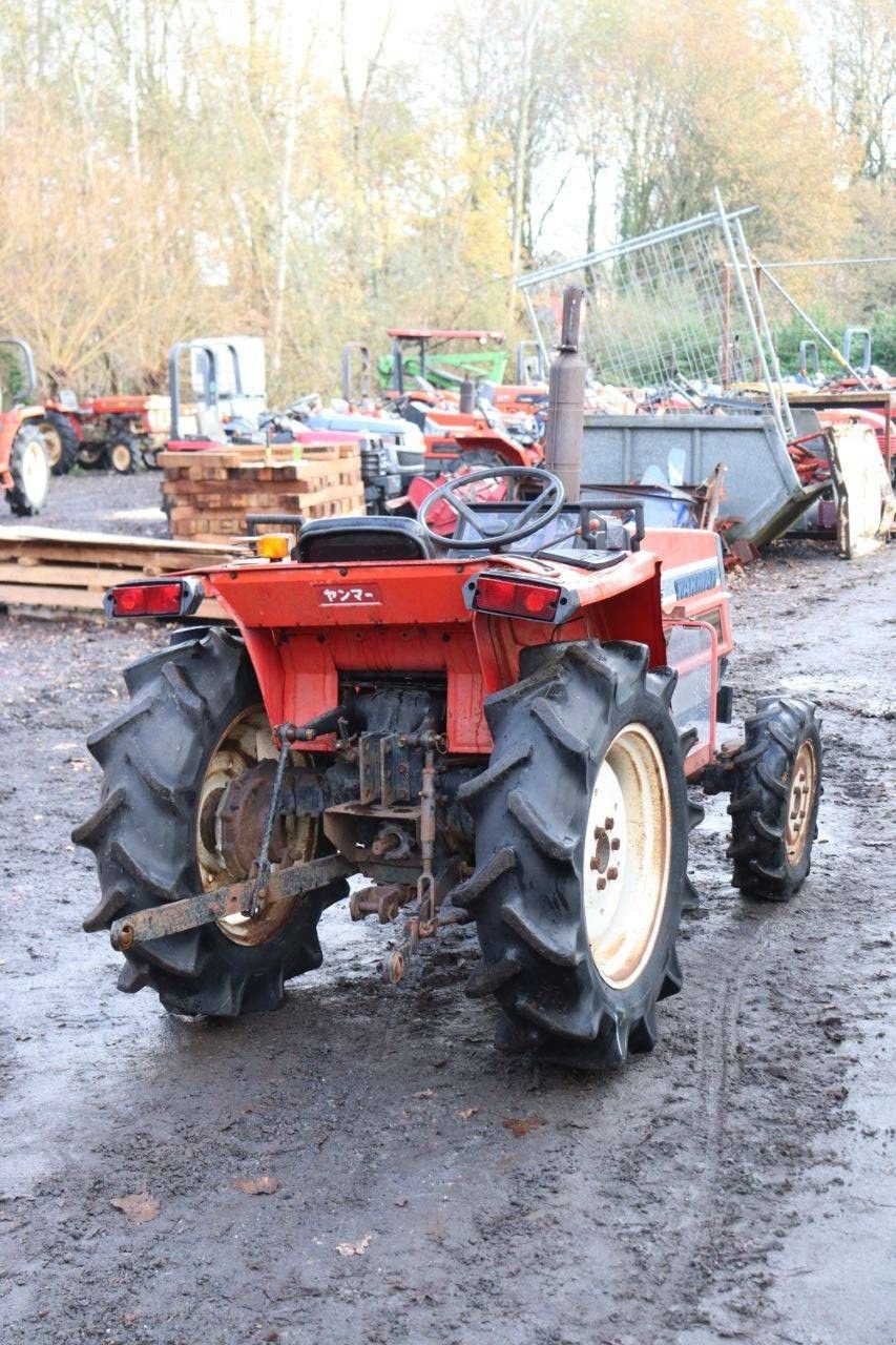 Traktor типа Yanmar F200, Gebrauchtmaschine в Antwerpen (Фотография 7)