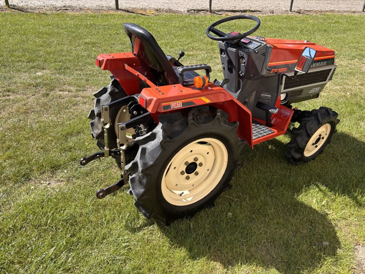 Traktor typu Yanmar FF165, Gebrauchtmaschine v Den Bommel (Obrázok 5)